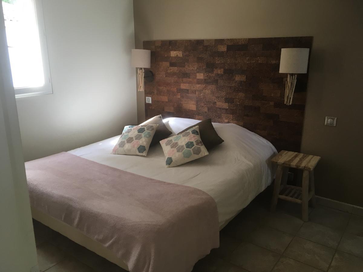 Les Chambres Du Restaurant Le Castellaras - Teritoria Fayence Εξωτερικό φωτογραφία